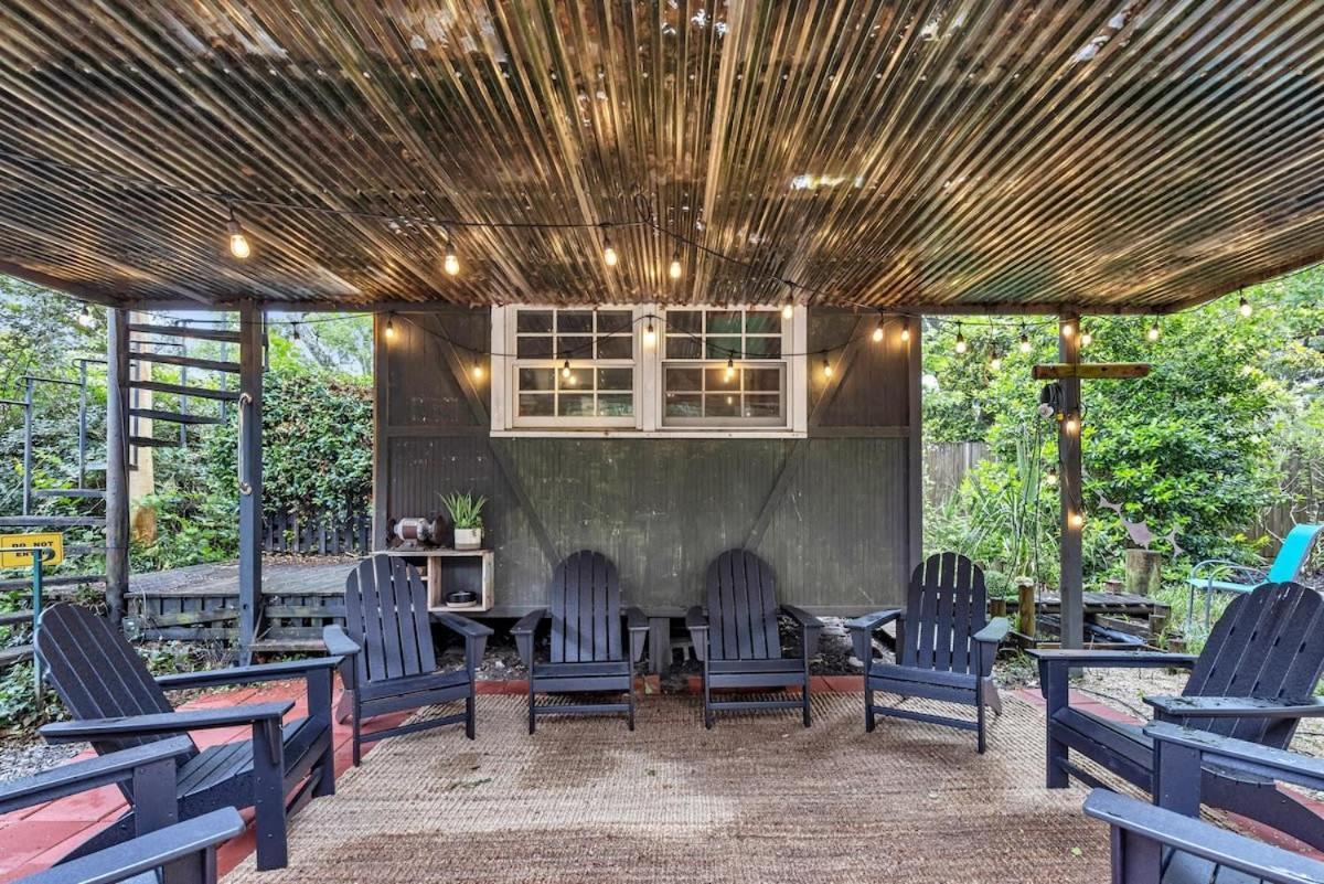 Bare Feet Bungalow -Close To Beach & Dog Friendly Gulfport Bagian luar foto
